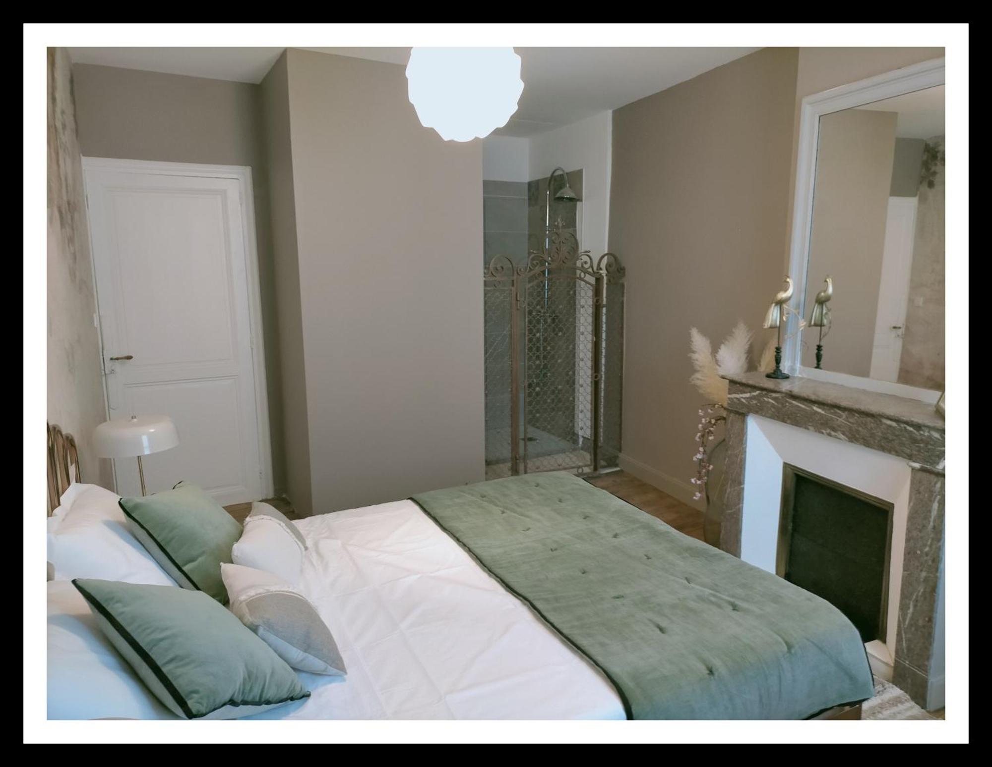 La Belle D'Ame - Guest House พุราเดส์ ห้อง รูปภาพ
